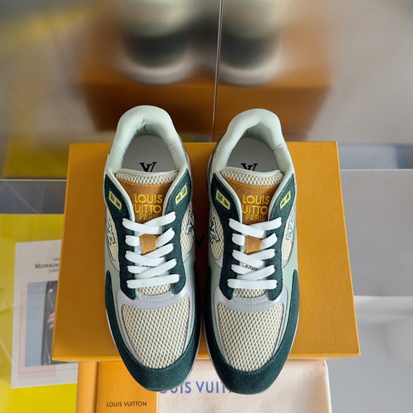 ルイヴィトン靴角部分ディテール